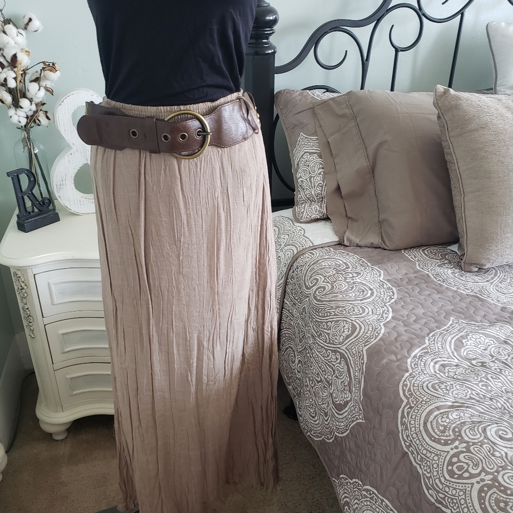 Iris Collection linen maxi skirt